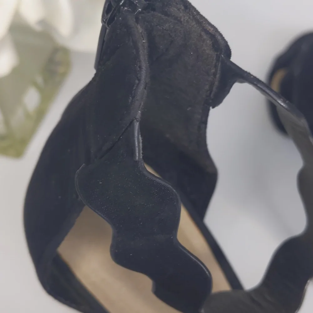 Chinese Laundry Women's Black Heels Size 8